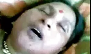 বড় সুন্দরী নাইকাদের চুদাচুদি মহিলা