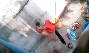 ধাক্কা মারা, আন্ত জাতিগত, মেয়ে হিজড়া বাংলা দেশি চোদাচদি