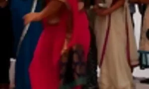 গরম গাঢ় বর্ণবিশিষ্ট গার্লফ্রেন্ড চুদারচুদি গভীর Bf % 27S মোটা HARD-ON