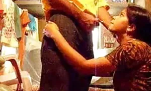 হাতের কাজ বাংলা চুদা চুদি ছবি বাঁড়ার রস খাবার অপেশাদার হাতের কাজ